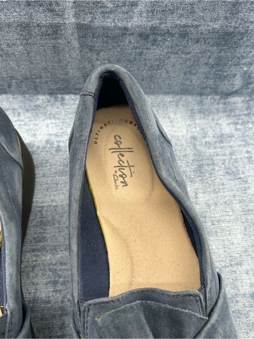 Clarks collection wedge loafers suede bow slip on navy blue sz 9M preppy chic - Picture 11 of 15
